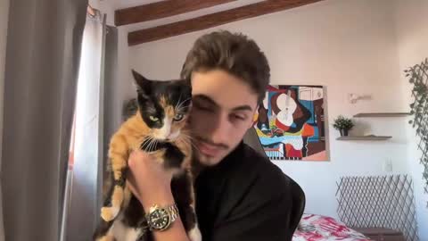 Snapshot of david_muller_ chatting on September 28, 2025, 8:03 pm David online show from September 28, 2025, 8:03 pm