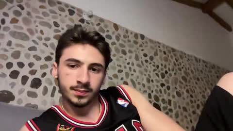 Snapshot of david_muller_ chatting on October 7, 2025, 11:02 pm David online show from October 7, 2025, 11:02 pm