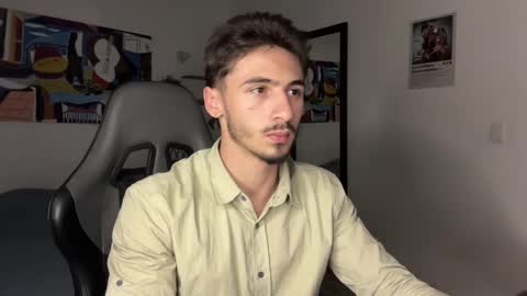 Snapshot of david_muller_ chatting on October 28, 2025, 2:26 am David online show from October 28, 2025, 2:26 am