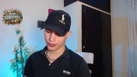 Snapshot of david_neill chatting on December 26, 2024, 6:54 pm David Neill online show from December 26, 2024, 6:54 pm