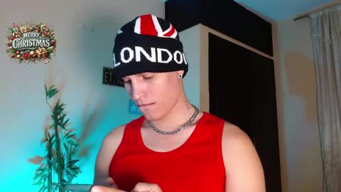 Snapshot of david_neill chatting on December 27, 2024, 6:31 pm David Neill online show from December 27, 2024, 6:31 pm