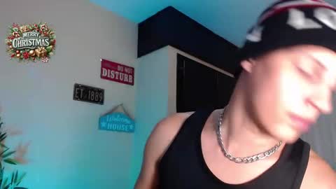 Snapshot of david_neill chatting on December 29, 2024, 8:00 am David Neill online show from December 29, 2024, 8:00 am