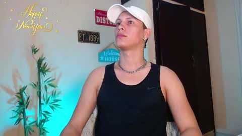 Snapshot of david_neill chatting on January 2, 2025, 9:39 pm David Neill online show from January 2, 2025, 9:39 pm