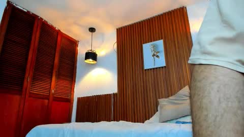 david_niet online show from October 28, 2025, 6:54 pm