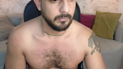JF oliveira online show from December 6, 2024, 4:28 pm