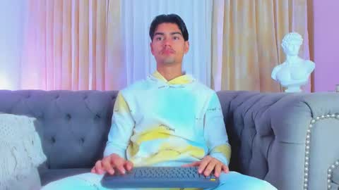 Snapshot of davidaponte017 chatting on February 16, 2025, 1:05 pm davidaponte online show from February 16, 2025, 1:05 pm