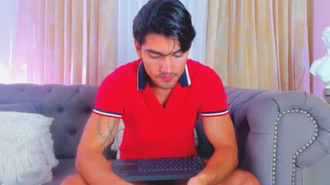 Snapshot of davidaponte017 chatting on February 17, 2025, 4:48 pm davidaponte online show from February 17, 2025, 4:48 pm