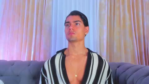 Snapshot of davidaponte017 chatting on March 7, 2025, 3:28 pm davidaponte online show from March 7, 2025, 3:28 pm