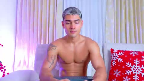 Snapshot of davidaponte017 chatting on November 15, 2025, 7:54 pm davidaponte online show from November 15, 2025, 7:54 pm