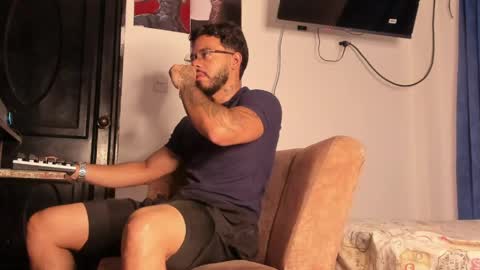 Davide online show from April 11, 2026, 11:25 am