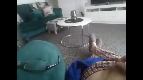 Snapshot of davidf75 chatting on October 11, 2025, 7:51 am davidf75 online show from October 11, 2025, 7:51 am