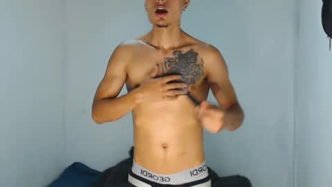 David Galvis - independent model online show from December 2, 2024, 8:00 pm