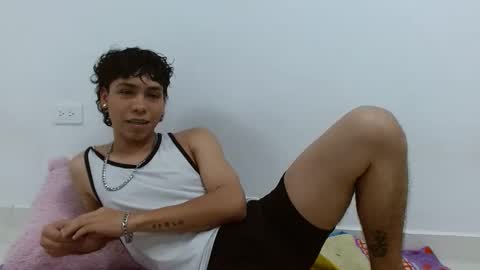 hot-david online show from November 30, 2025, 11:42 pm