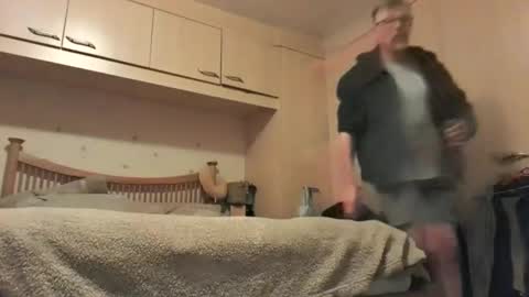 Snapshot of davidjmarshall46 chatting on January 17, 2026, 11:48 am davidjmarshall46 online show from January 17, 2026, 11:48 am