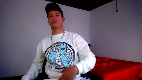 Snapshot of davidkaloc chatting on January 7, 2025, 9:57 pm David online show from January 7, 2025, 9:57 pm