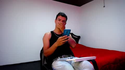 Snapshot of davidkaloc chatting on January 9, 2025, 11:14 am David online show from January 9, 2025, 11:14 am