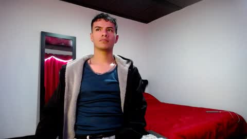 Snapshot of davidkaloc chatting on February 8, 2025, 5:29 am David online show from February 8, 2025, 5:29 am