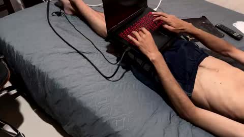 Snapshot of davidphantom99 chatting on February 13, 2026, 3:13 am davidphantom99 online show from February 13, 2026, 3:13 am