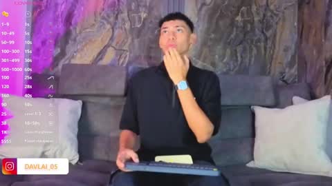 David online show from April 17, 2026, 8:34 pm