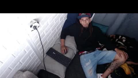 Snapshot of davils12 chatting on October 22, 2025, 7:41 am DAVILS online show from October 22, 2025, 7:41 am