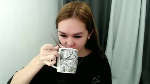 Davina online show from October 22, 2025, 11:59 pm