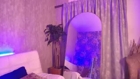 Snapshot of davis_saint chatting on June 12, 2026, 11:31 am Davis online show from June 12, 2026, 11:31 am
