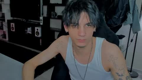 davis online show from April 16, 2026, 4:35 am