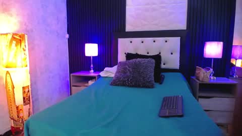 Snapshot of dayana_mendozaa69 chatting on December 23, 2024, 1:03 pm Dayana online show from December 23, 2024, 1:03 pm
