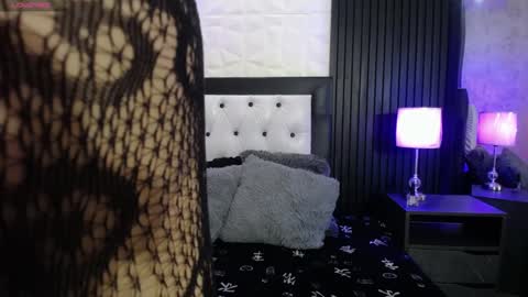 Snapshot of dayana_mendozaa69 chatting on January 10, 2025, 12:47 pm Dayana online show from January 10, 2025, 12:47 pm