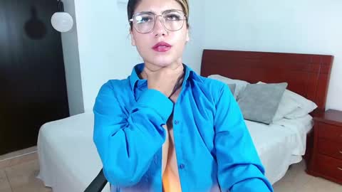 Snapshot of dayana_sub_ chatting on February 9, 2025, 9:37 am dayana online show from February 9, 2025, 9:37 am