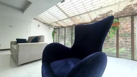 Dayana online show from April 13, 2026, 3:28 pm