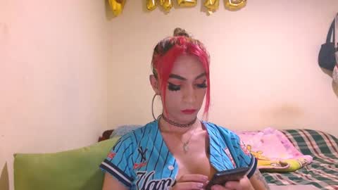 dayanna_01_ online show from January 2, 2025, 8:24 pm