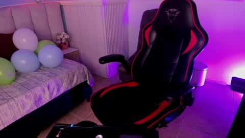 dayanne7 online show from December 13, 2024, 3:21 pm