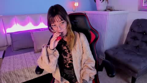 dayanne7 online show from January 9, 2025, 7:42 am