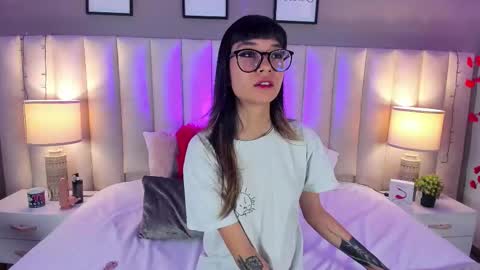 dayanne7 online show from November 11, 2025, 12:10 am