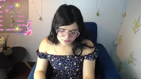 Snapshot of dayis_butera chatting on December 13, 2024, 1:12 pm Dayanna online show from December 13, 2024, 1:12 pm