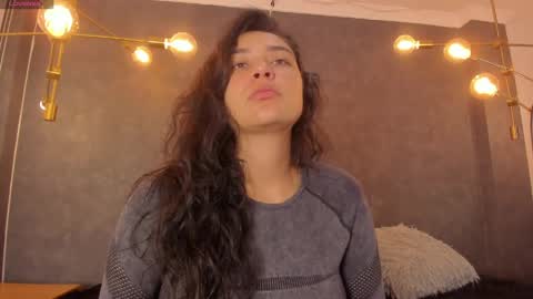 DAYRA ANGELS online show from April 14, 2026, 7:53 pm