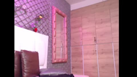 Snapshot of dayse_martinez chatting on December 20, 2024, 3:53 pm Dayse online show from December 20, 2024, 3:53 pm