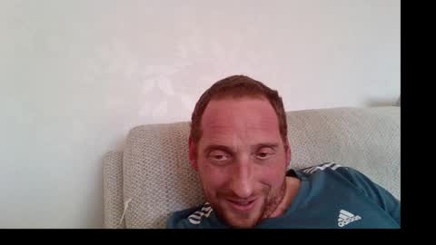 dazza2574 online show from October 25, 2025, 2:56 pm