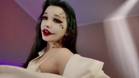 Snapshot of dazzl1ngfire chatting on October 31, 2025, 4:57 am Natsumi online show from October 31, 2025, 4:57 am