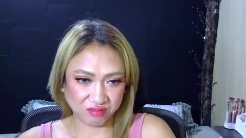 stephaniechim online show from May 9, 2026, 6:24 pm