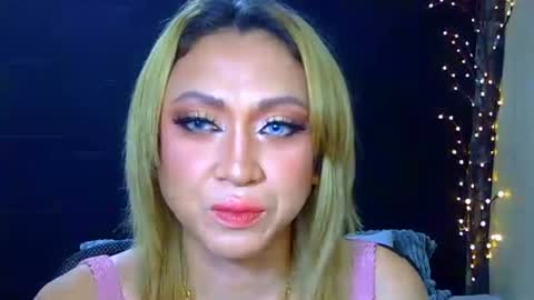 stephaniechim online show from June 3, 2026, 11:24 am
