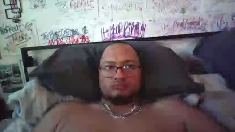 dbeamon92 online show from April 18, 2026, 7:58 pm