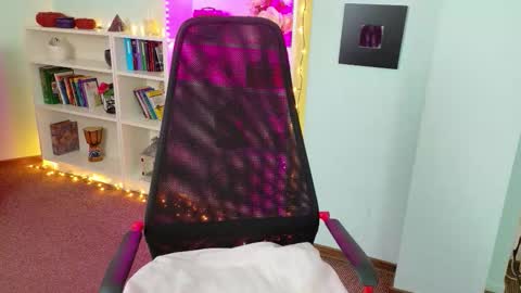 Shari online show from January 13, 2026, 6:18 am