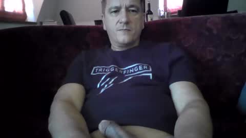 Play with me while I watch you german handsome squirtlover love small girls small tits big clit cut c2c shaved online show from June 24, 2026, 5:50 am