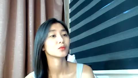 Angel online show from September 26, 2025, 9:35 am