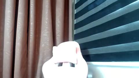 Angel online show from October 25, 2025, 11:43 pm