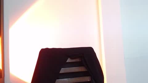 freak online show from October 8, 2025, 9:56 pm