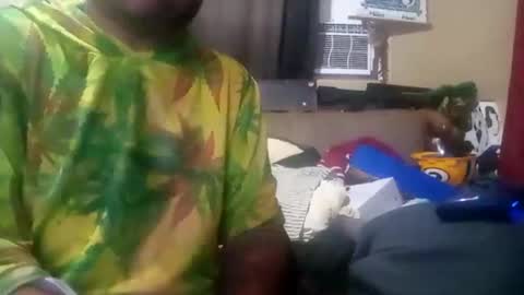 deadbirdink8o8 online show from October 15, 2025, 11:10 am