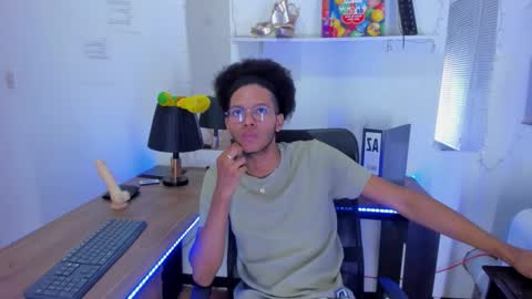 Snapshot of deamon_devil chatting on November 18, 2025, 6:45 pm deamon_devil online show from November 18, 2025, 6:45 pm